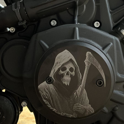 Preview: Motordeckel - links - mit Lasergravur → Reaper